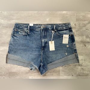 NWT Good American Good Curve Demin Shorts